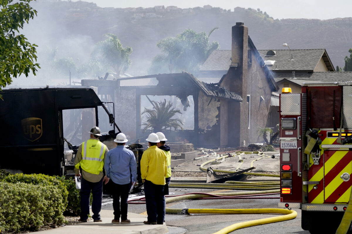 California plane crash today